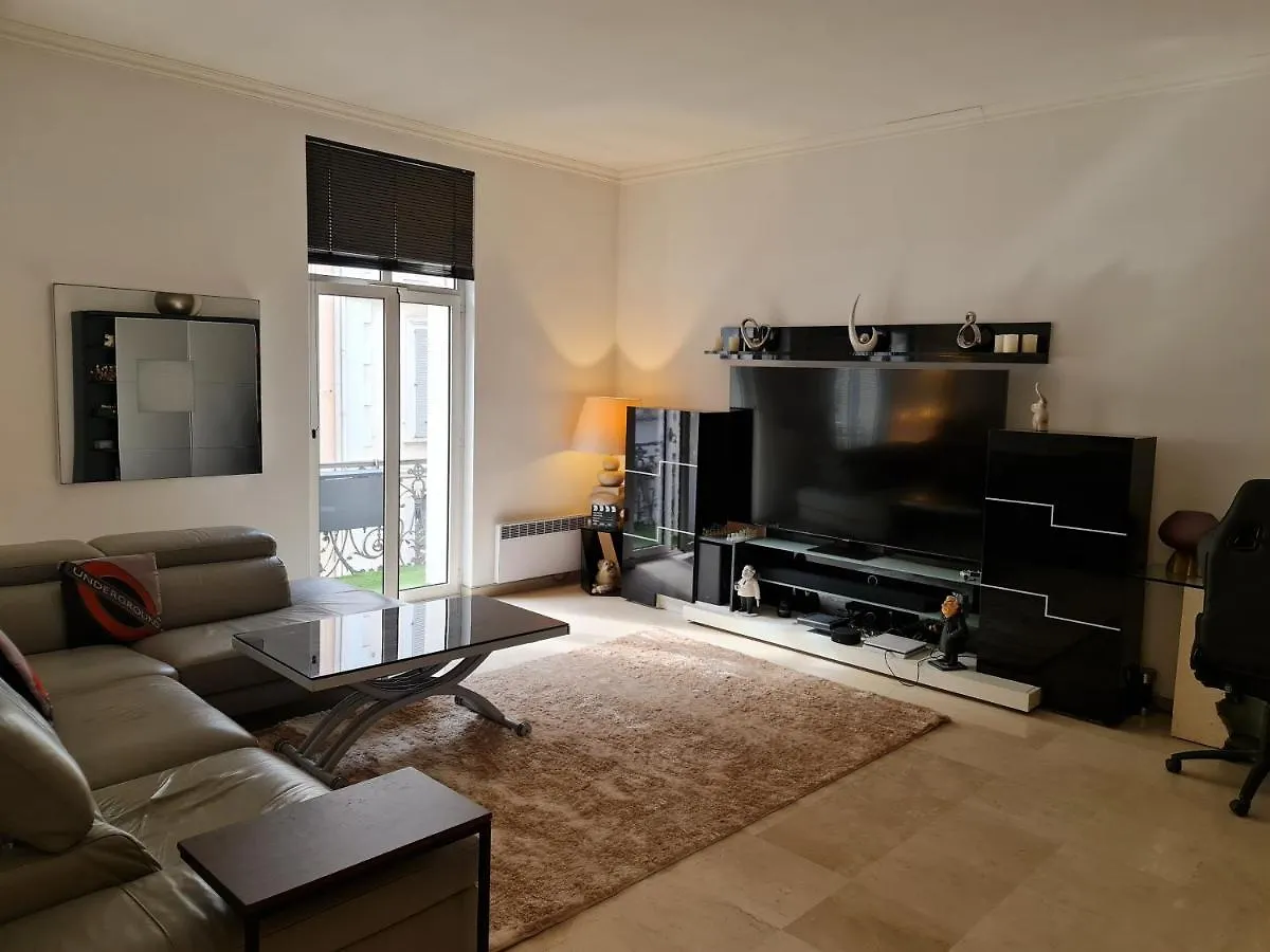Apartamento Center Palais Cannes 0*,  Francia